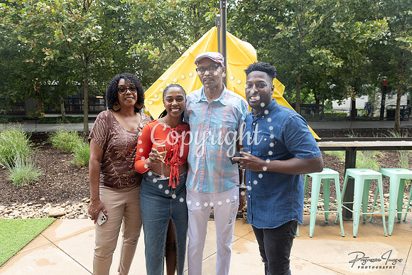 J&SProp068